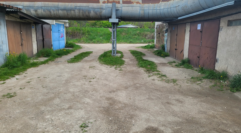 Garáž na predaj Jantárova, Košice - Juh